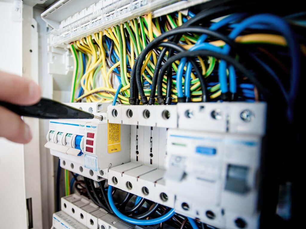 elektriciteitswerken template door elektriciteitswerker in templatese regio